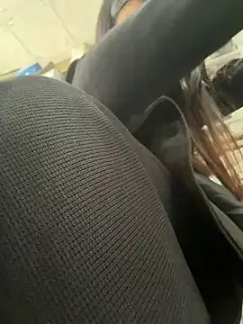 Tina_995 — Reaching orgasm with four fingers with T