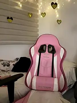 Vane_Rossee on StripChat