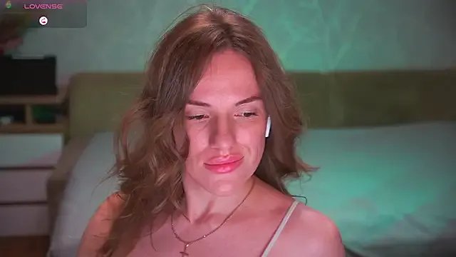 Vanille_Mystery on StripChat