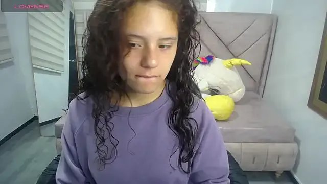 Velvet_Moon_V on StripChat 