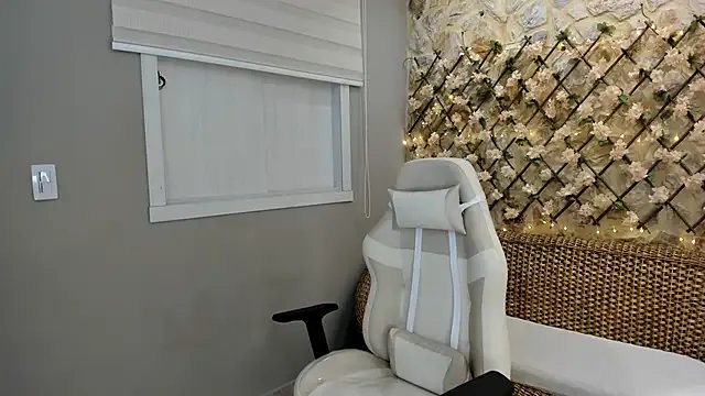 VenusBlazer on StripChat