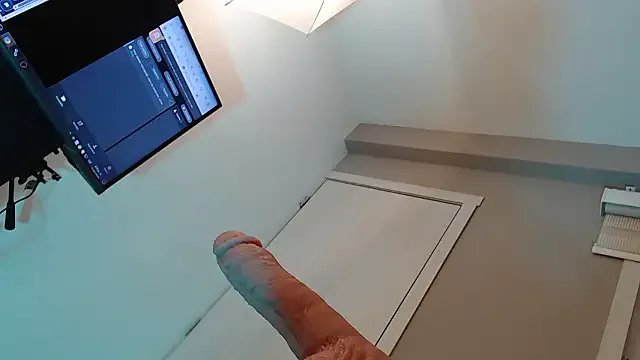 VenusBlazer on StripChat