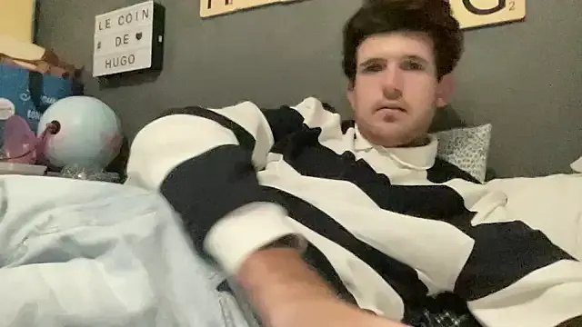 Versahugo on StripChat