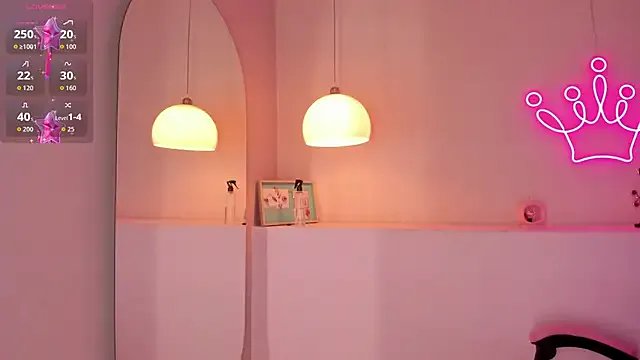 violeth_hill on StripChat