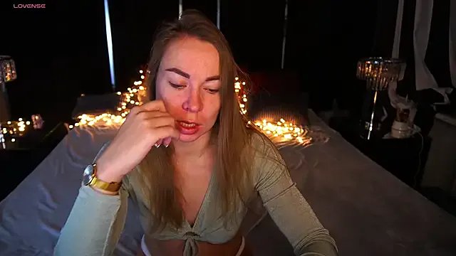 VixenMuse — red sexy lingerie