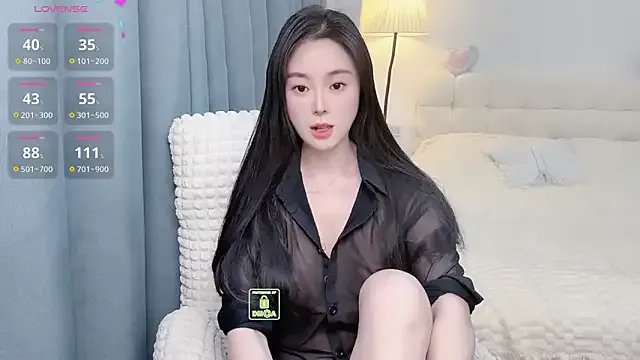 Xiaotaimei_666 on StripChat
