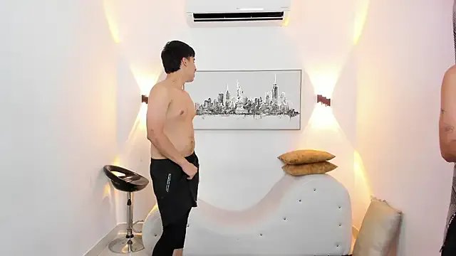 YouBratty2 on StripChat