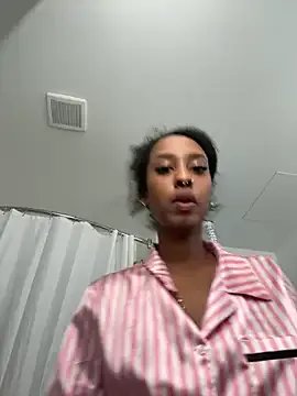 Your_Paris — Freechat on StripChat