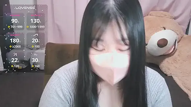 yuinyan3150 — Freechat on StripChat